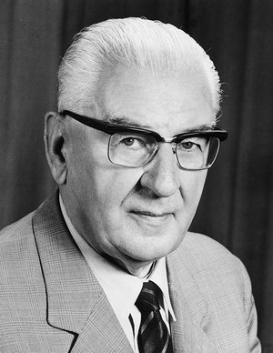 Portrait de Arnold Saxer.