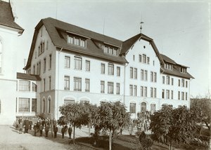 Institution d'enseignement cantonal pour les enfants « faibles d'esprit » à Hohenrein/LU.